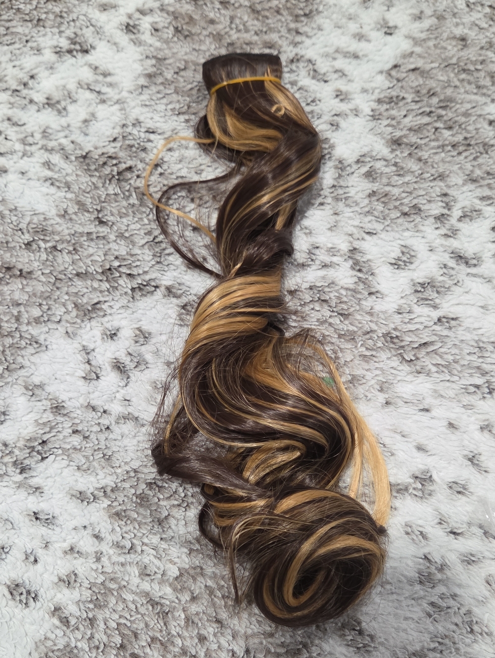 Brown and Blonde Highlighted Clip-In Hair Extension